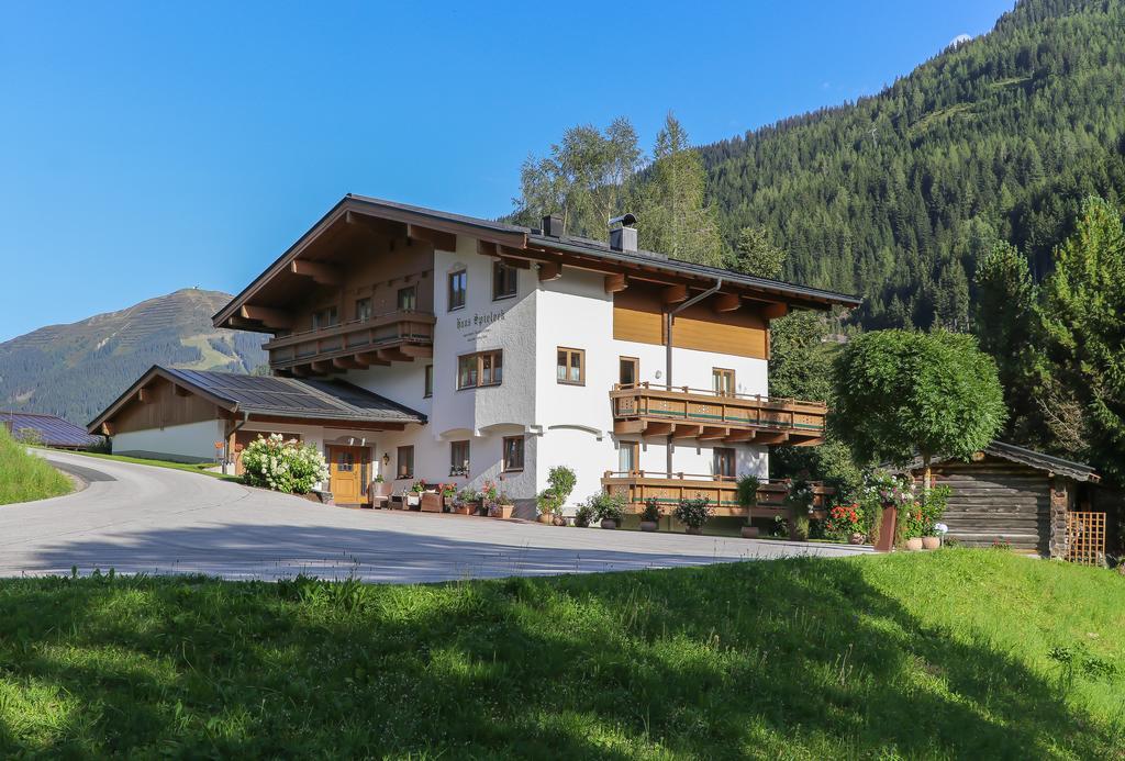 Haus Spieleck Panzió Saalbach-Hinterglemm Kültér fotó