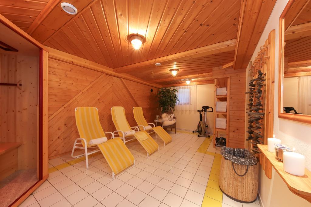 Haus Spieleck Panzió Saalbach-Hinterglemm Kültér fotó