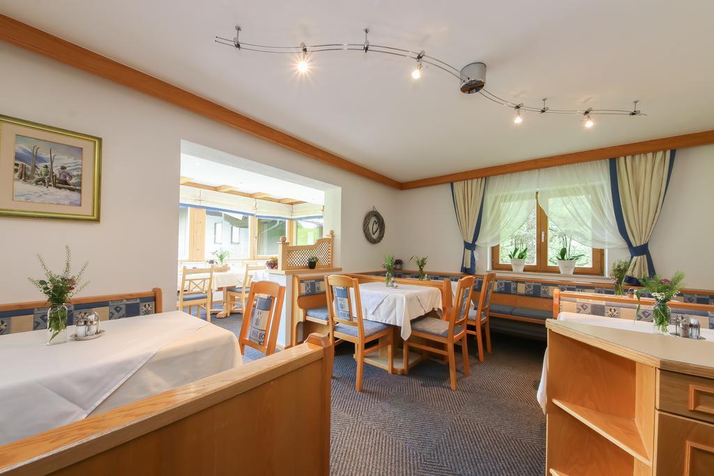 Haus Spieleck Panzió Saalbach-Hinterglemm Kültér fotó